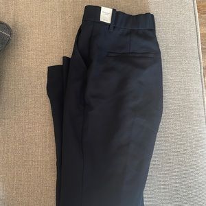 Abercrombie & Fitch Tailored Flare Pant